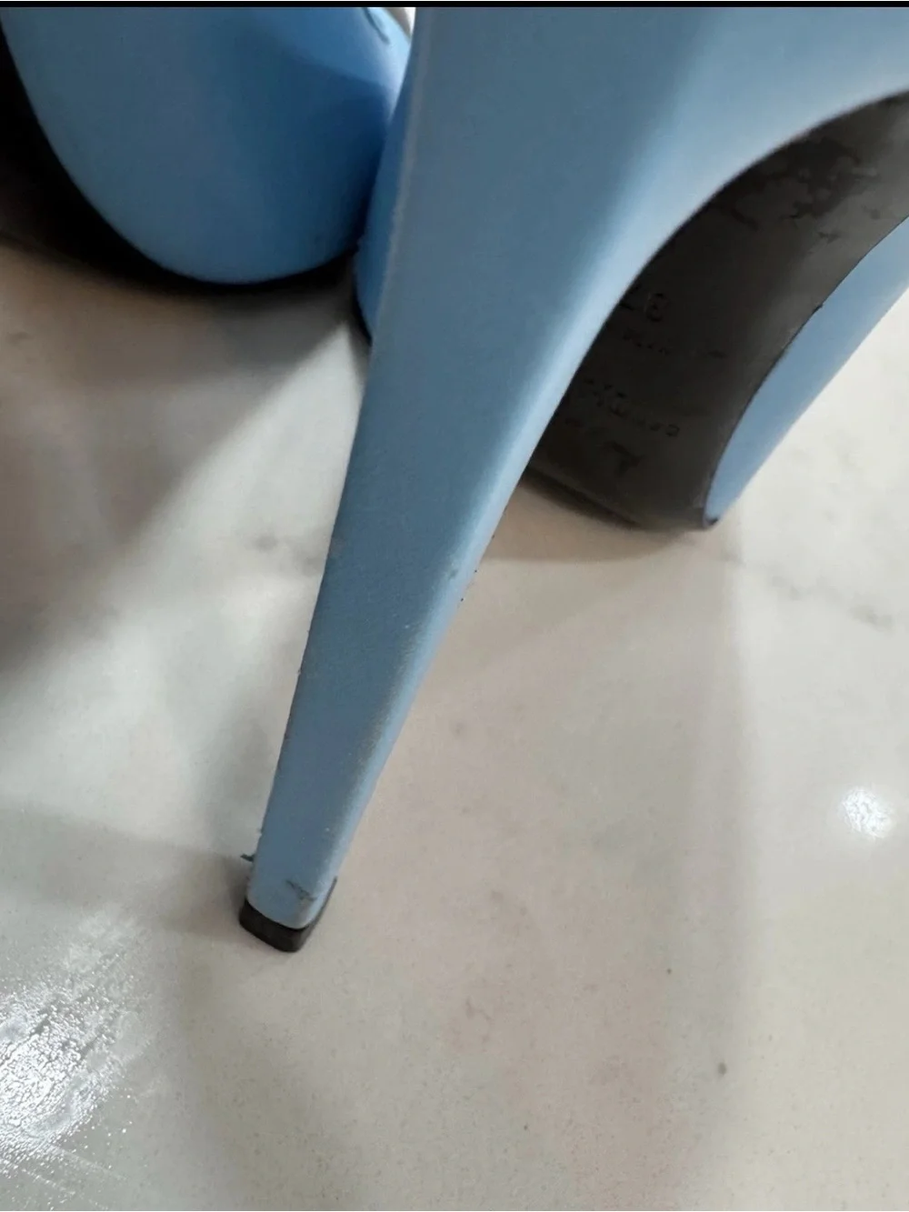 Saint Laurent Two-Tone Pointed Toe Pumps in Sky Blue and Black Sz 37.5 (7.5)